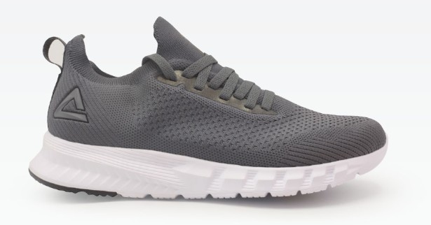 Peak sport shoes 