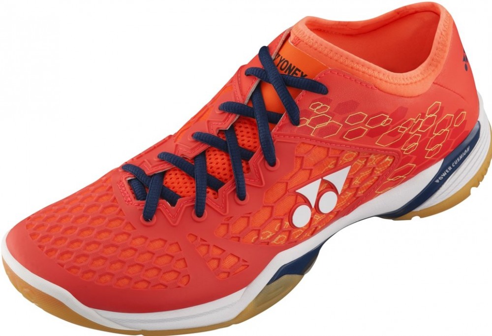 Yonex power cuchion 