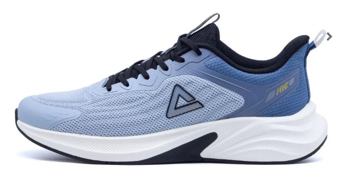 peak running shoes 