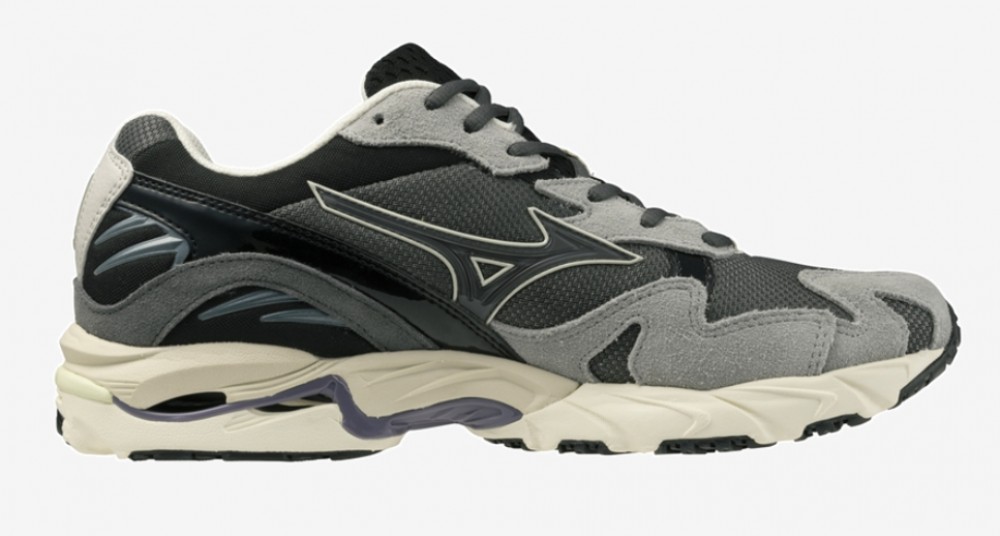 Mizuno wave rider